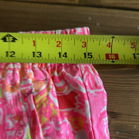 Lilly Pulitzer Kini in the Keys Bay Breeze Linen Shorts size medium. - Picture 6 of 6